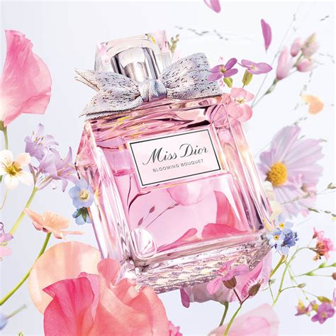 miss dior blooming bouquet pouch set|Miss Dior Blooming boutique.